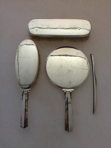Georg Jensen Sterling Sølv Harald Nielsen Spejl, bøste, håndbøste og kam No 134 - Danam Antik