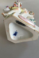 Meissen Putti med Vinger og Blomsterranke Figurine - Danam Antik