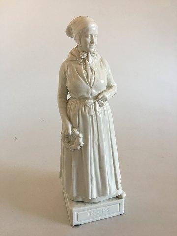 Royal Copenhagen Blanc de Chine Egns Figurine fra Refsnæs No 12166 - Danam Antik