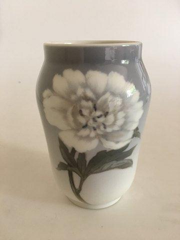 Royal Copenhagen Vase No 92/108 Motiv med Hvid Bonderose - Danam Antik
