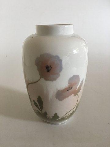 Royal Copenhagen Art Nouveau Vase med Lyserøde Blomster No 135/18 - Danam Antik