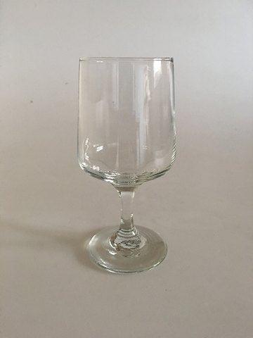 Mandalay Hvidvinsglas, Høj Kumme. 13.5 cm H. Holmegaard - Danam Antik