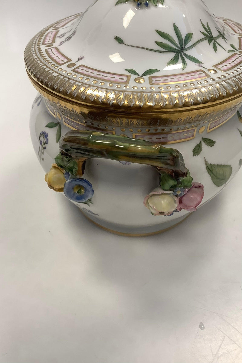 Royal Copenhagen Flora Danica Terrin No 3558 - Danam Antik