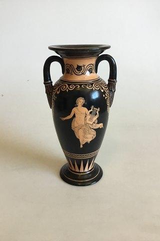 Royal Copenhagen Klassisk Amfora Vase med håndtag af Porcelæn - Danam Antik