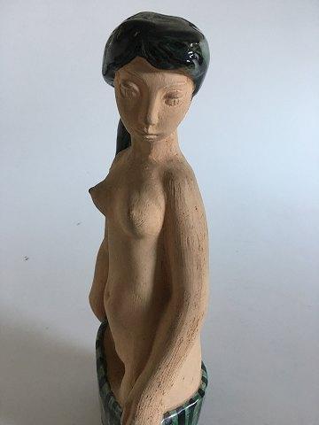 Helge Christoffersen eget værksted Ung nøgen kvinde Figur 5 af 11 Danmark - Danam Antik
