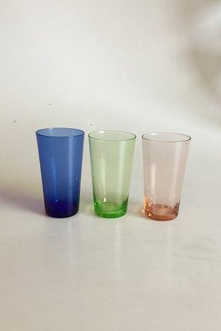 3 Vandglas af blåt, grønt og orange glas Holmegaard - Danam Antik