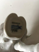 Royal Copenhagen Figur Slikkende ko No 446 - Danam Antik