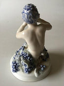 Royal Copenhagen Kongelig 2171 RC Faun knælende med druer Storch 1921 16 x 11 cm Pan I hel og fin stand - Danam Antik