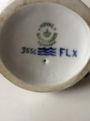 Royal Copenhagen Figur dreng med paraply No 3556 - Danam Antik