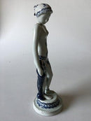 Royal Copenhagen Georg Thylstrup Figur af Pige med hund No 1957 - Danam Antik