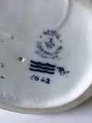 Royal Copenhagen Georg Thylstrup figur af ung nøgen dame No 1562 - Danam Antik