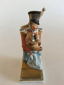 Royal Copenhagen Overglasur Figur Soldat med hund No 1156 - Danam Antik