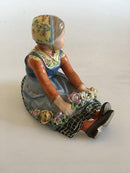 Royal Copenhagen Overglasur figur af Jylland Blomster Pige No 12421 - Danam Antik