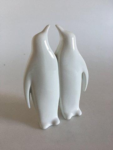 Bing & Grøndahl Figur af Hvide Pingviner No 4205 - Danam Antik