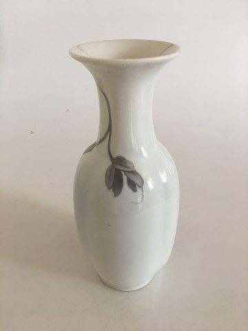 Royal Copenhagen Vase No 2397/2327 - Danam Antik