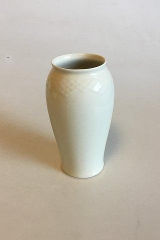 Bing & Grøndahl Elegance, Creme Vase No 201 - Danam Antik