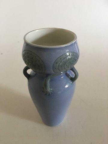 Bing og Grøndahl Unika Vase med 5 håndtag fra bregne - Danam Antik