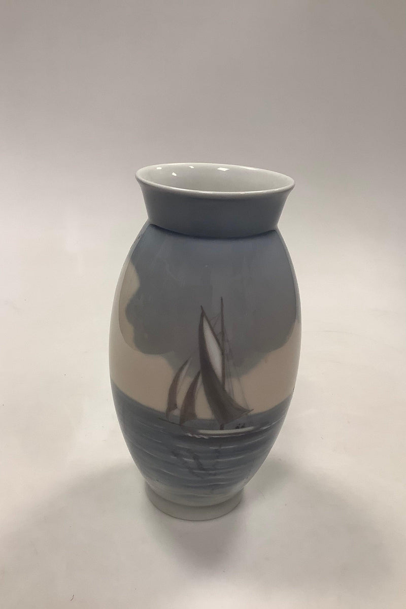 Bing og Grøndahl Art Nouveau Vase No 910 / 5410 - Danam Antik
