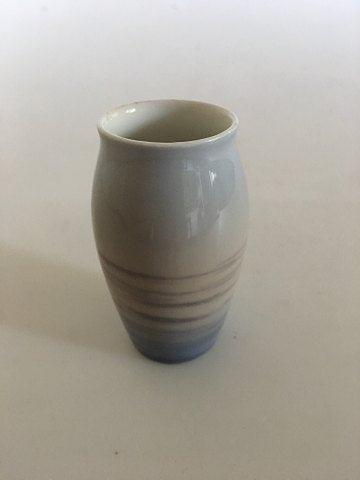 Bing & Grøndahl Miniature Vase No. 8352/257 - Danam Antik