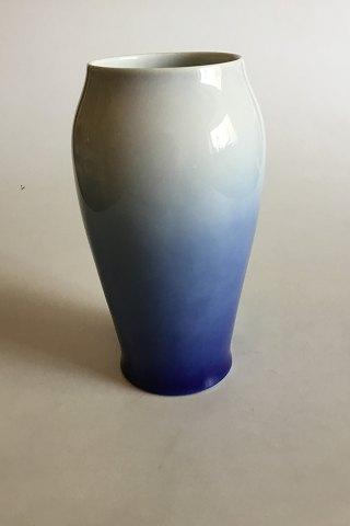 Bing & Grøndahl Art Nouveau Vase No 682 - Danam Antik