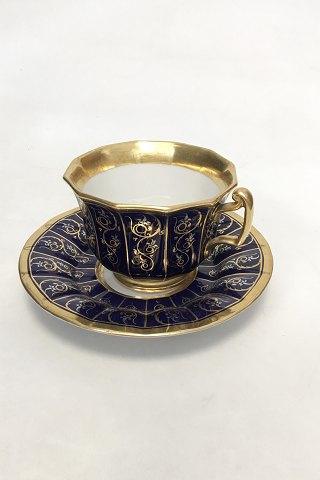 Tidlig (1820-1850) Royal Copenhagen porcelænskop og underkop. - Danam Antik