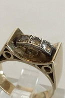 Guldring med tre Brillanter. 14 K - Danam Antik