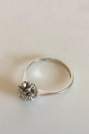 Ring i 18 K Hvidguld med Brillant 0.2 carat omkranset af 8 små sten - Danam Antik