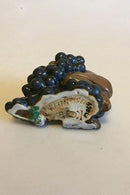 Bing & Grøndahl Figur af Kai Nielsen "Lille Bacchus med druer" No 4021 fra Druehøstserien - Danam Antik