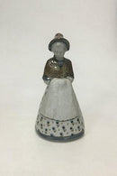 Bing og Grøndahl Figur af Gudrun Meedom Bæch Pige i national dragt no 205/2 - Danam Antik