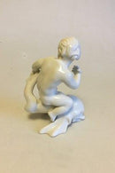 Bing & Grøndahl Blanc de Chine Figur af Dreng der holder på delfin No 4060 - Danam Antik