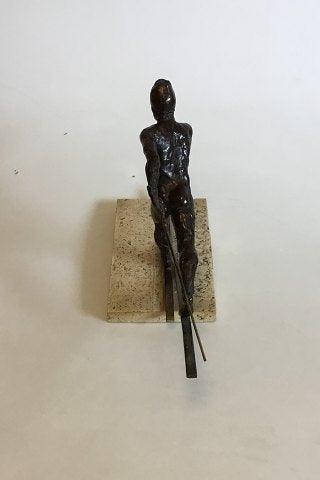 Royal Copenhagen Bronzestatuette af Langrendsløber. Designet af Sterett-Gittings Kelsey i 1976 - Danam Antik