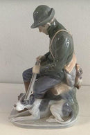 Royal Copenhagen Figur Jæger med Hund No 1087 - Danam Antik