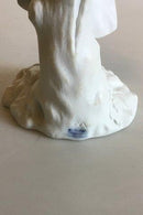 Royal Copenhagen Bisquit Figur af Pige med blomsterkurv - Danam Antik