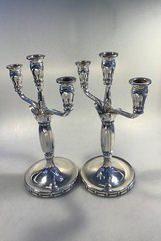 Georg Jensen Sterling Sølv Par tre-armede kandelabre No 161 (1925-1932). - Danam Antik