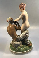 Royal Copenhagen Gerhard Henning "Håndkysset" Overglasur No 2109 - Danam Antik