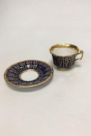 Tidlig (1820-1850) Royal Copenhagen porcelænskop og underkop. - Danam Antik