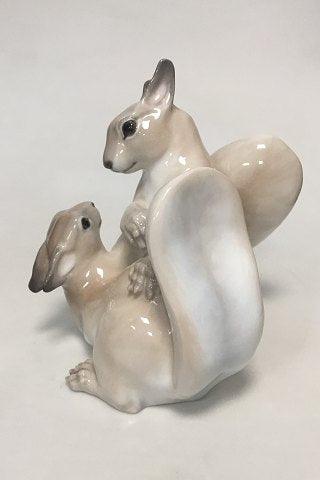 Royal Copenhagen Figur af to egern der slås No 1455/2509 - Danam Antik