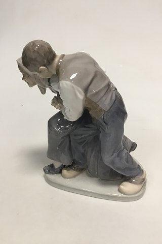 Royal Copenhagen Kgl. figur 1326 Kgl. Dansende bondepar. Chr. Thomsen 1920 - Danam Antik