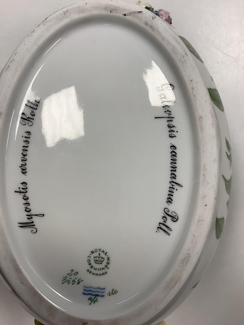 Royal Copenhagen Flora Danica Terrin No 3558 - Danam Antik