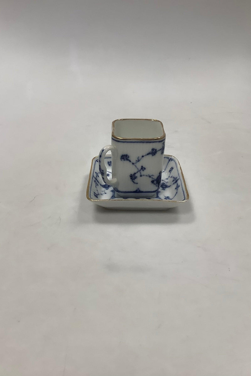 Bing og Grøndahl Blåmalet / Musselmalet Firkantet kopper med underkop med guld - Danam Antik
