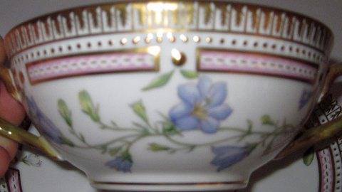 Kongelig Porcelæn Flora Danica Bouillon Kop 20/3612 eller 109 - Danam Antik