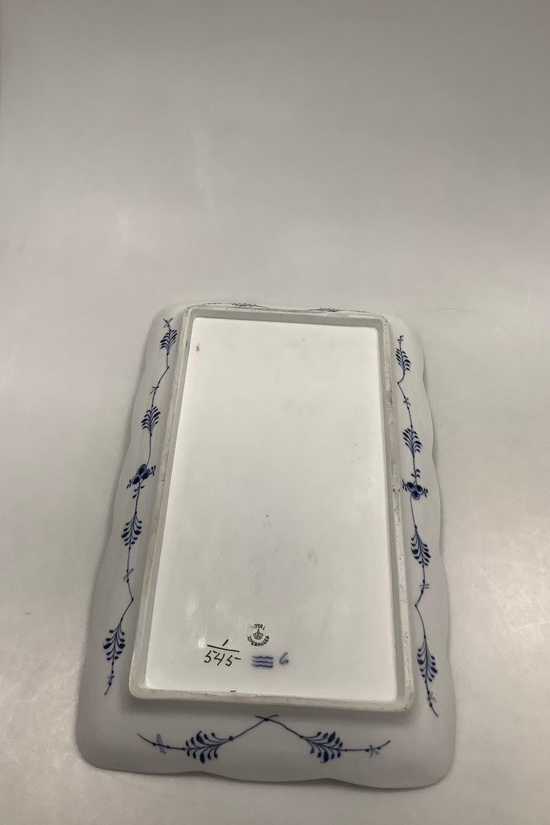 新品　ロイヤルコペンハーゲン　ハーフレース　トレイ ロイヤル・コペンハーゲン ブルーフルーテッド ハーフレース トレイ