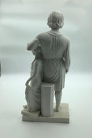 Royal Copenhagen figur i bisquit: Bertel Thorvaldsen med Håbet. - Danam Antik