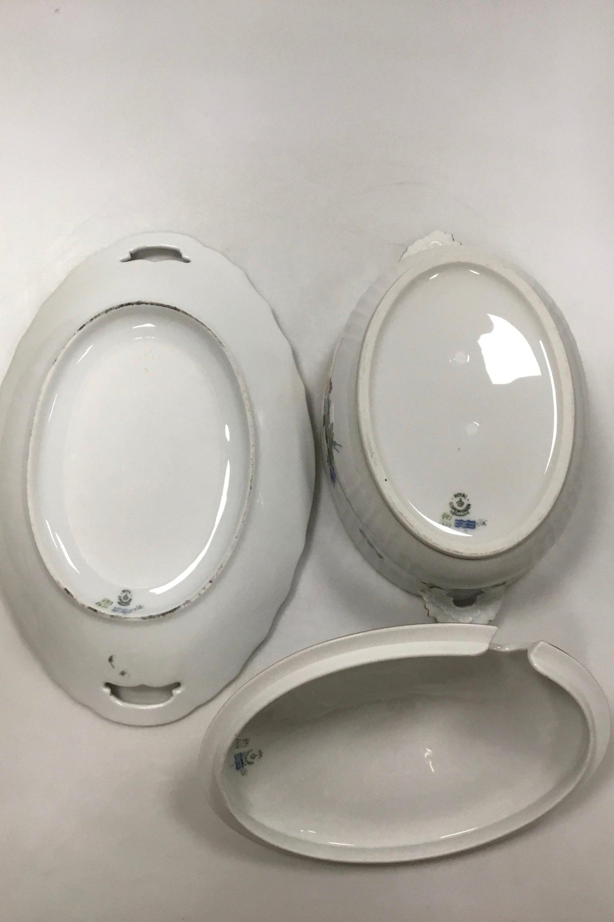 ロイヤルコペンハーゲン サクソンフラワーライト テリーヌ No 493/1666