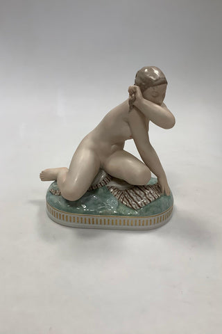Royal Copenhagen Figurine Susanne No 2423