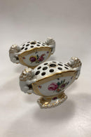 Par Royal Copenhagen Fuld Saksisk Blomst bouquetièrer / Vase med løvehoveder No 1571 - Danam Antik