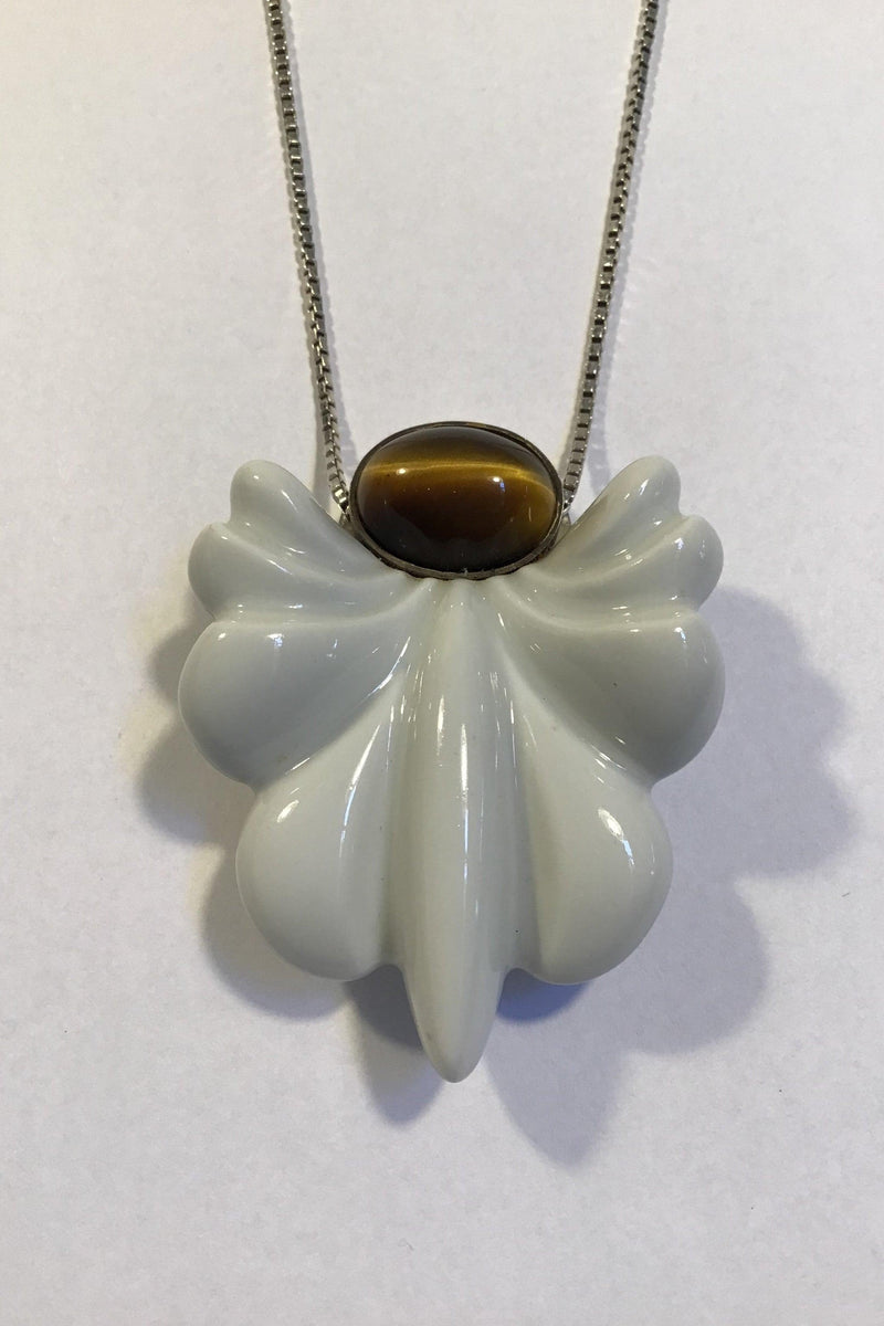 Royal Copenhagen Sterling Sølvkæde med Porcelænsvedhæng og Tigerøje - Danam Antik