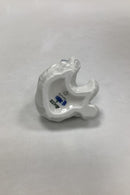 Royal Copenhagen Isbjørne Unge med Venstre pote på jorden No 22748 - Danam Antik