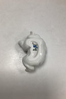 Royal Copenhagen Isbjørne Unge med Venstre pote på jorden No 22432 - Danam Antik