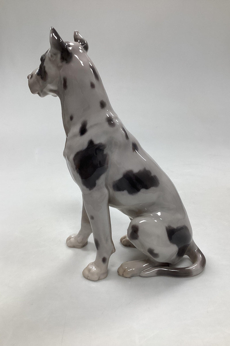 Bing og Grøndahl Figur af Siddende Grand Danois Hund No 2038 - Danam Antik